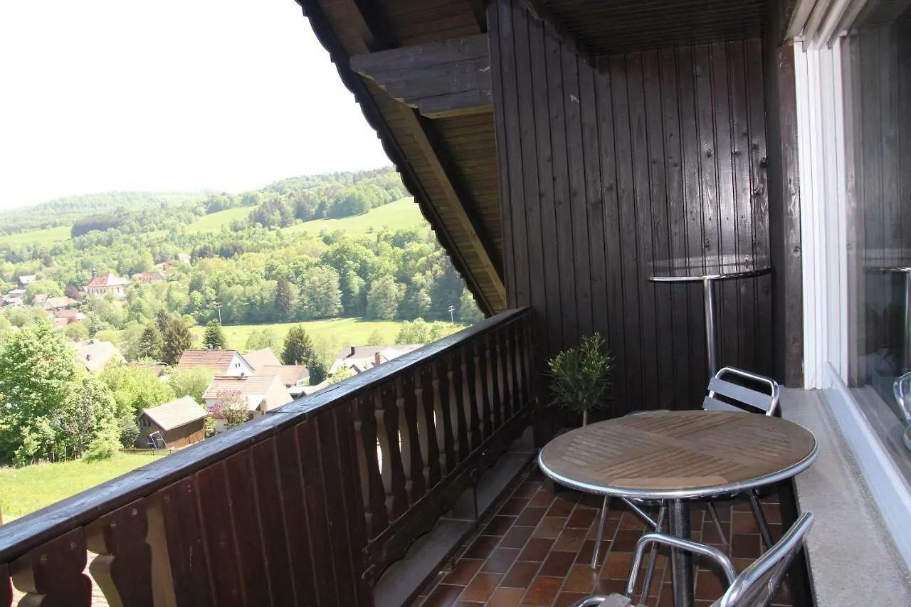 Apartment Ferienwohnung Abersfelder mit Balkon Wildflecken