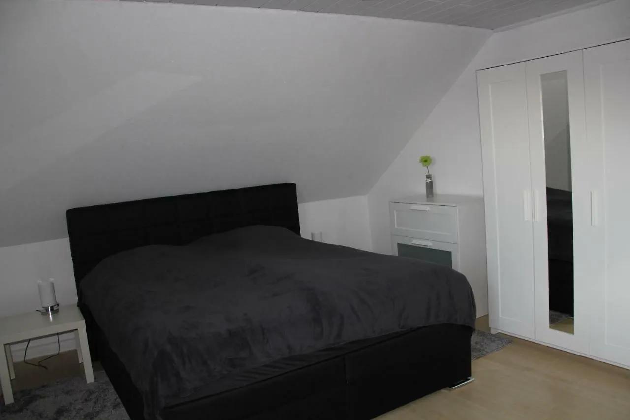Apartment Ferienwohnung Abersfelder mit Balkon Wildflecken Deutschland